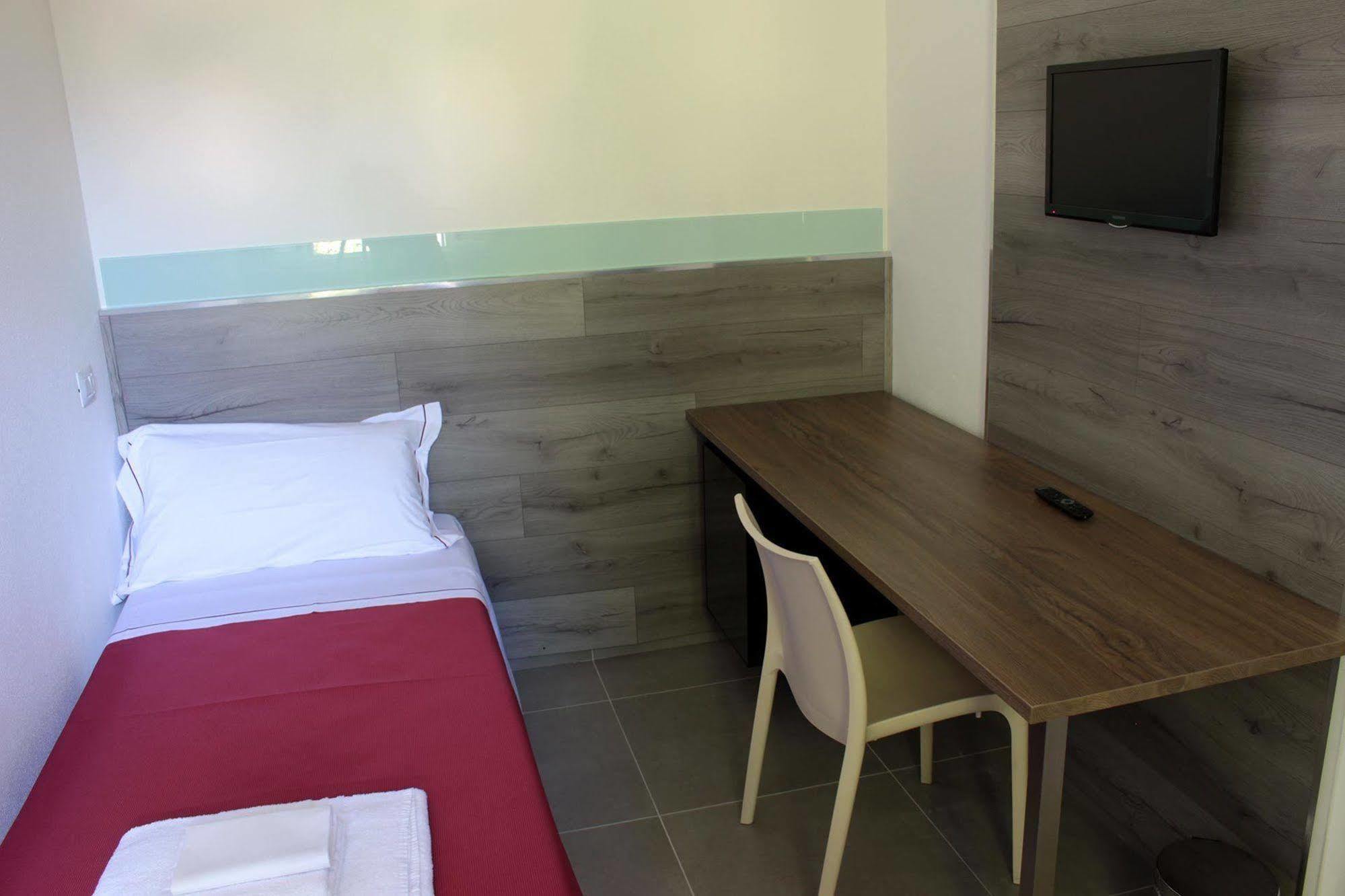 House 3*